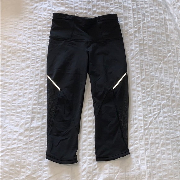 lululemon athletica Pants - Lululemon Mesh Cropped Leggings 🍋